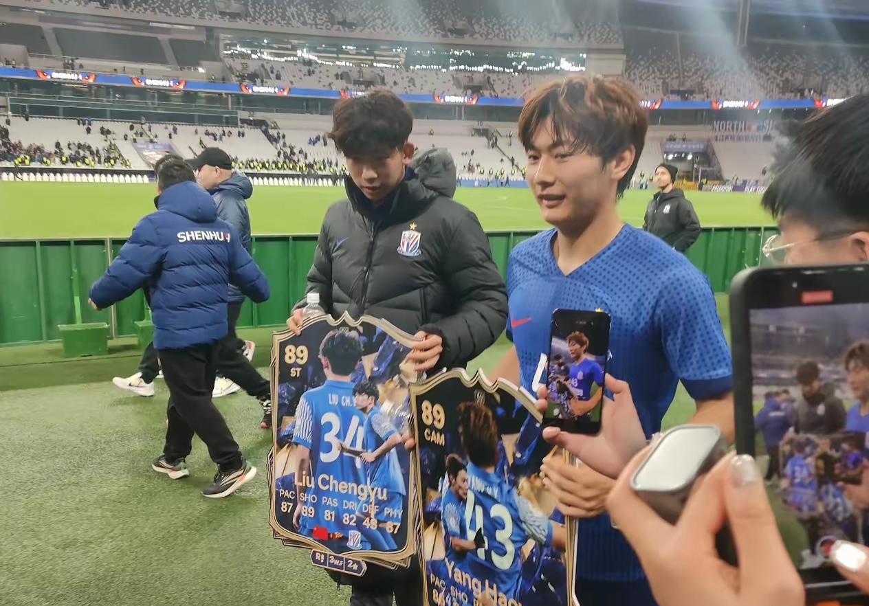 哈兰德迎来五赛季出色发挥，FPX观众热烈欢呼！